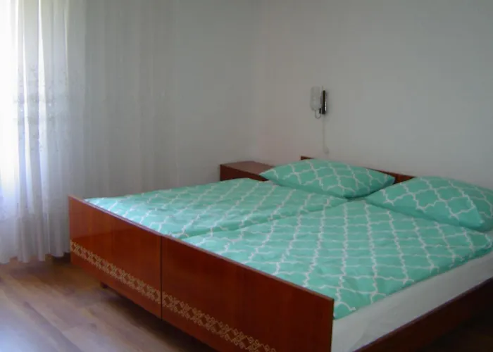 In 41604 Apartmán